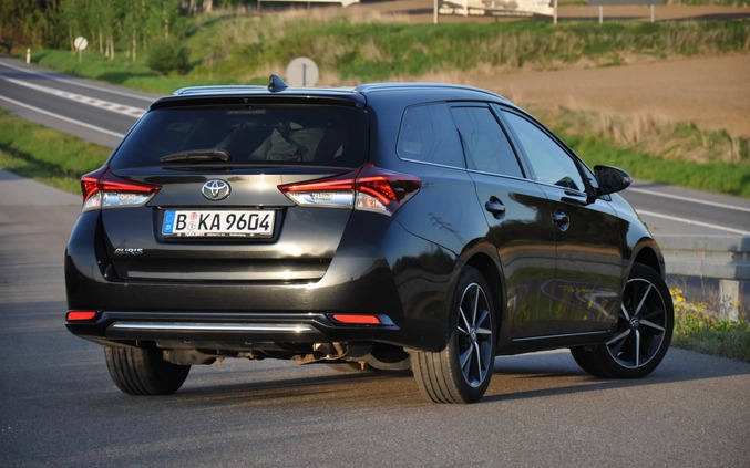 Toyota Auris cena 47500 przebieg: 166000, rok produkcji 2018 z Jarosław małe 704